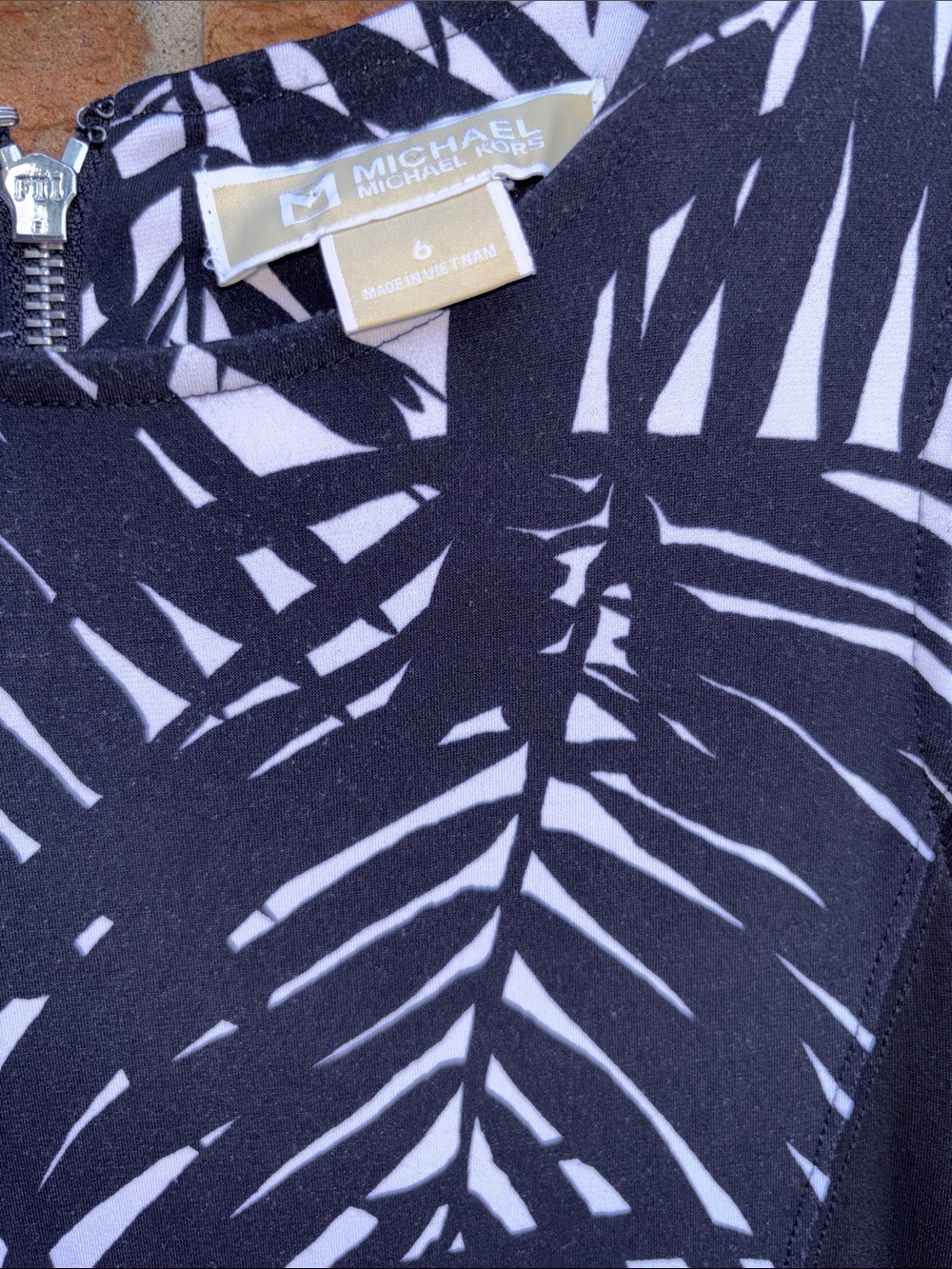 Michael Kors Black and White Palm-Print Sleeveless Dress - Picture 5 of 6